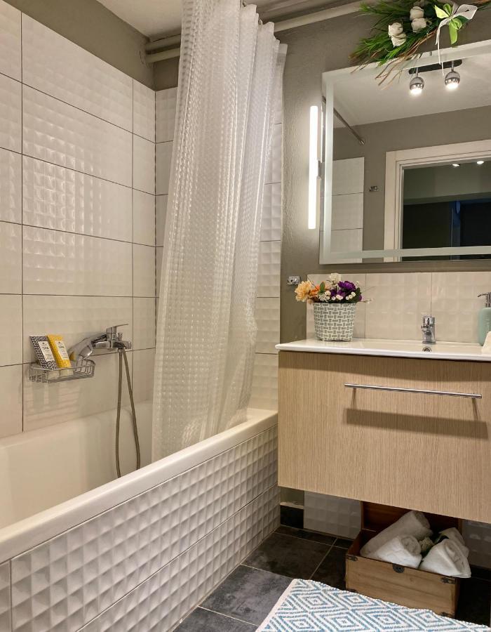 Paneon Apartments Nea Iraklitsa Luaran gambar